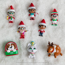 Load image into Gallery viewer, The Elf on the Shelf - Princess Carrier Set: Polar Props Royal Slumber Party Set, Elf Carrier &amp; Mystery Mini