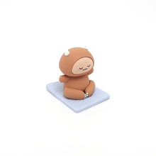 Load image into Gallery viewer, Smoko - Hank Yeti Doing Yoga Blind Box Figure, 1 Count
