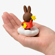 Load image into Gallery viewer, Smoko - Miffy &amp; Melanie in the Sky Blind Box Figure, 1 Count