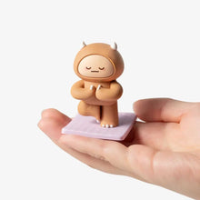Load image into Gallery viewer, Smoko - Hank Yeti Doing Yoga Blind Box Figure, 1 Count