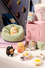 Load image into Gallery viewer, Tayto Chubby Cats Blind Box Figure, 1 Count