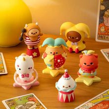 Load image into Gallery viewer, Smoko Friends - Cirque du Smoko Circus Blind Box Figure, 1 Count