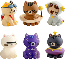 Load image into Gallery viewer, Smoko AstroCats Blind Box Figure, 1 Count