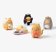 Load image into Gallery viewer, Tayto Chubby Cats Blind Box Figure, 1 Count