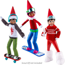 Load image into Gallery viewer, The Elf on the Shelf: MagiFreez Active Set - ElfieGram Ski Set, Holly Jolly Skateboarder &amp; Swish and Sleigh Snowboarder