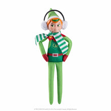 Load image into Gallery viewer, The Elf on the Shelf - Elf Mates: Cobbler with Scarf &amp; Earmuffs