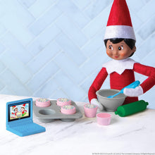 Load image into Gallery viewer, The Elf on the Shelf - Polar Props: Cooking School Set, 20 Pieces