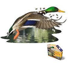 Load image into Gallery viewer, Madd Capp I Am Duck 1,000-Piece Animal-Shaped Jigsaw Puzzle