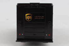 Load image into Gallery viewer, Daron UPS Pullback Package Truck