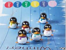 Load image into Gallery viewer, Robin Reed English Holiday Christmas Crackers - Racing Penguins, 6 Count