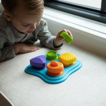 Load image into Gallery viewer, Fat Brain Toys Lidzy A Sensory Toy for Discover yand Motor Skills
