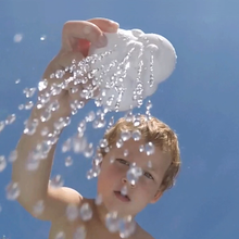 Load image into Gallery viewer, Fat Brain Toys - MOLUK Plui Weather Set - Rain Cloud and Sun Brush - Bathtub Toy