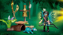 Load image into Gallery viewer, Playmobil Starter Pack Knight Fairy with Raccoon Toy