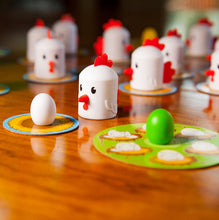 Load image into Gallery viewer, Fat Brain Peek-A-Doodle Doo! Memory Game Set