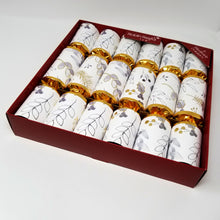 Load image into Gallery viewer, Robin Reed English Holiday Christmas Crackers, Pack of 6 x 12"- Gold Foliage
