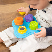 Load image into Gallery viewer, Fat Brain Toys Lidzy A Sensory Toy for Discover yand Motor Skills